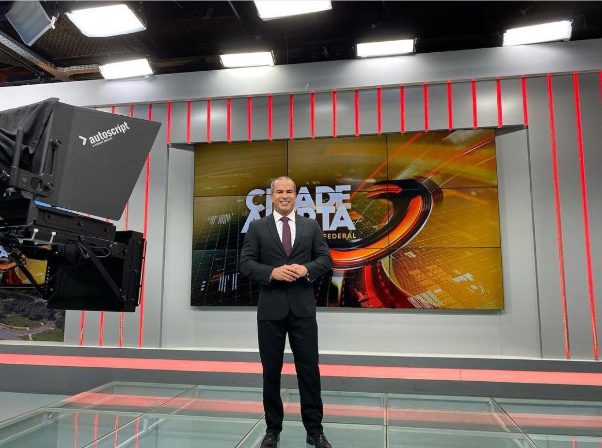 Jornalista Fred Linhares oficializa sua pré candidatura á Deputado Federal