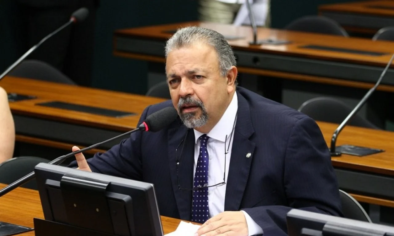 GOVERNO LULA: Goiano que denunciou compra de viagra na Forças Armadas vai trabalhar no Ministério da Justiça