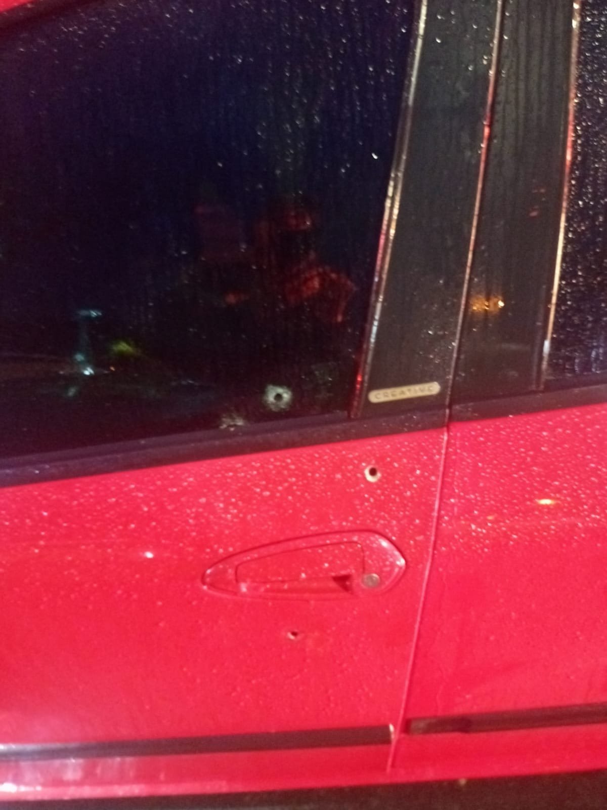 Utilizando moto, atirador deixa dois Baleados em santa Maria.