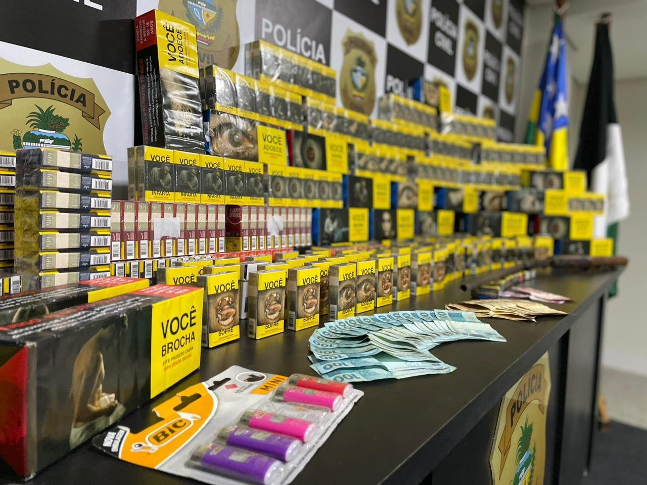 Acusado de vender Cigarros Roubados e Receptador são presos durante Operação da Policica Civil em Luziânia