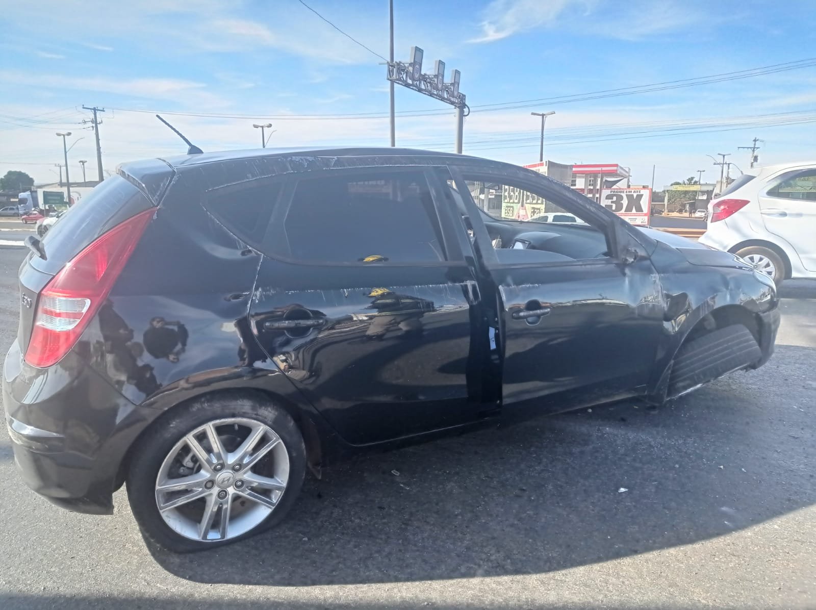 Condutor embriagado causa acidente e é preso em Águas Lindas de Goiás