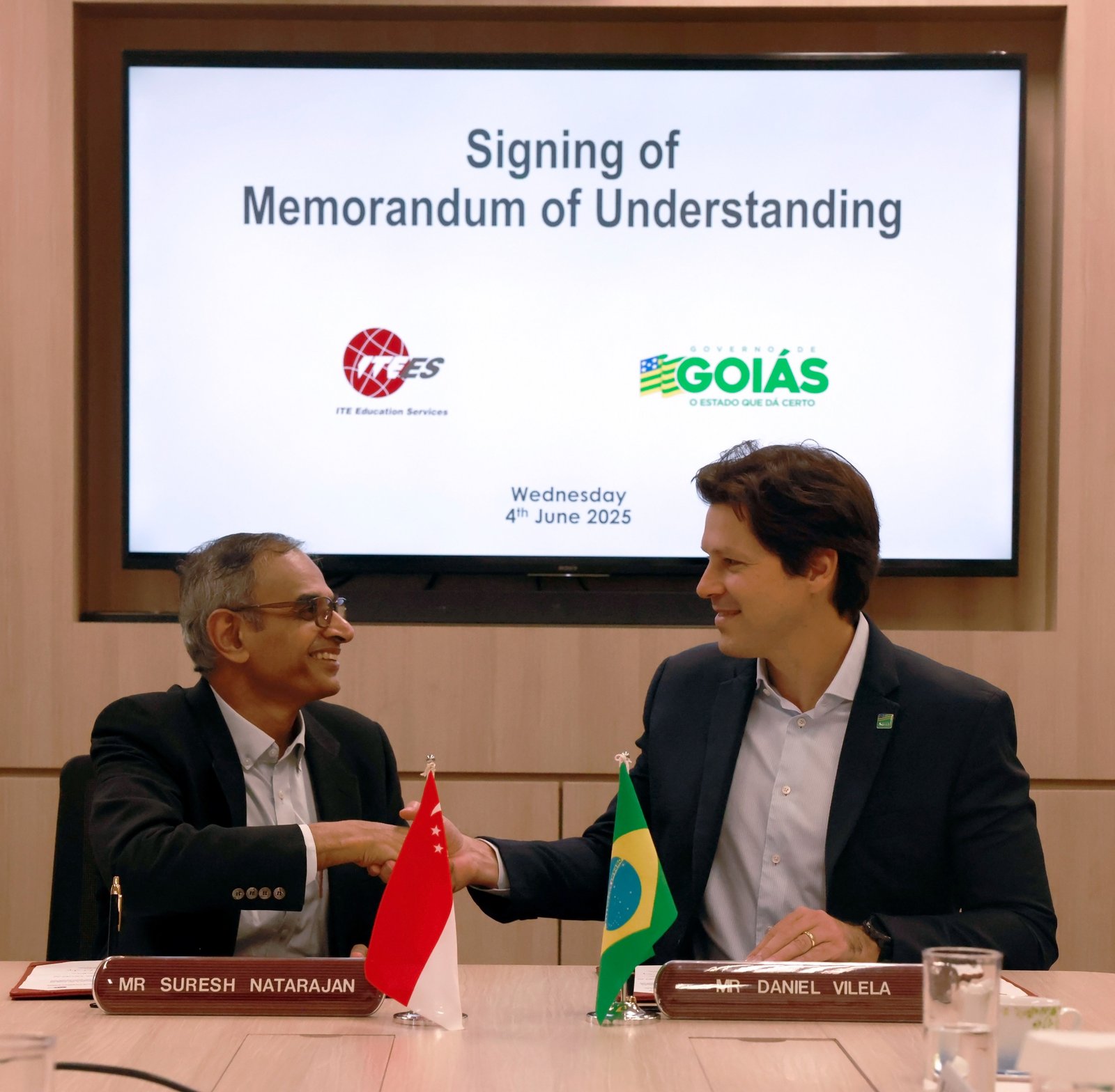 Governo de Goiás firma parceria inédita com instituto de referência em ensino de tecnologia de Singapura