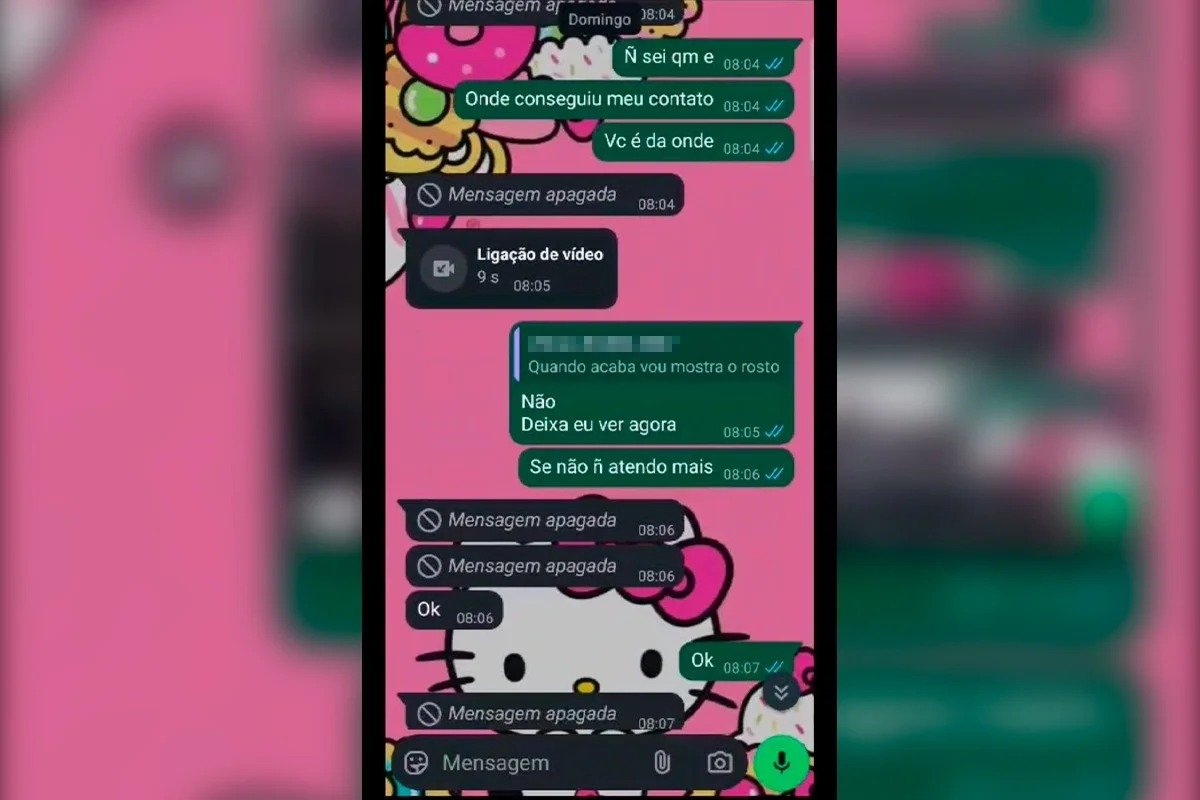 BRONHA ; Se masturbando Homem faz chamada de vídeo para mulher desconhecida