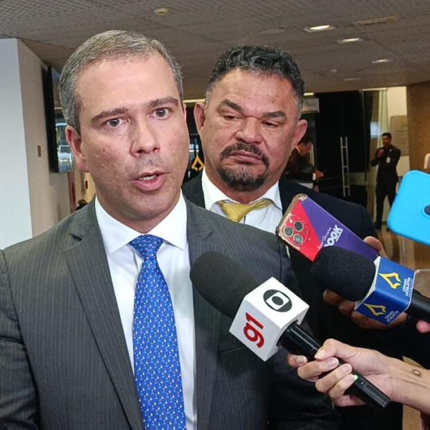 Ibaneis diz que saída de presidente do BRB é sem volta