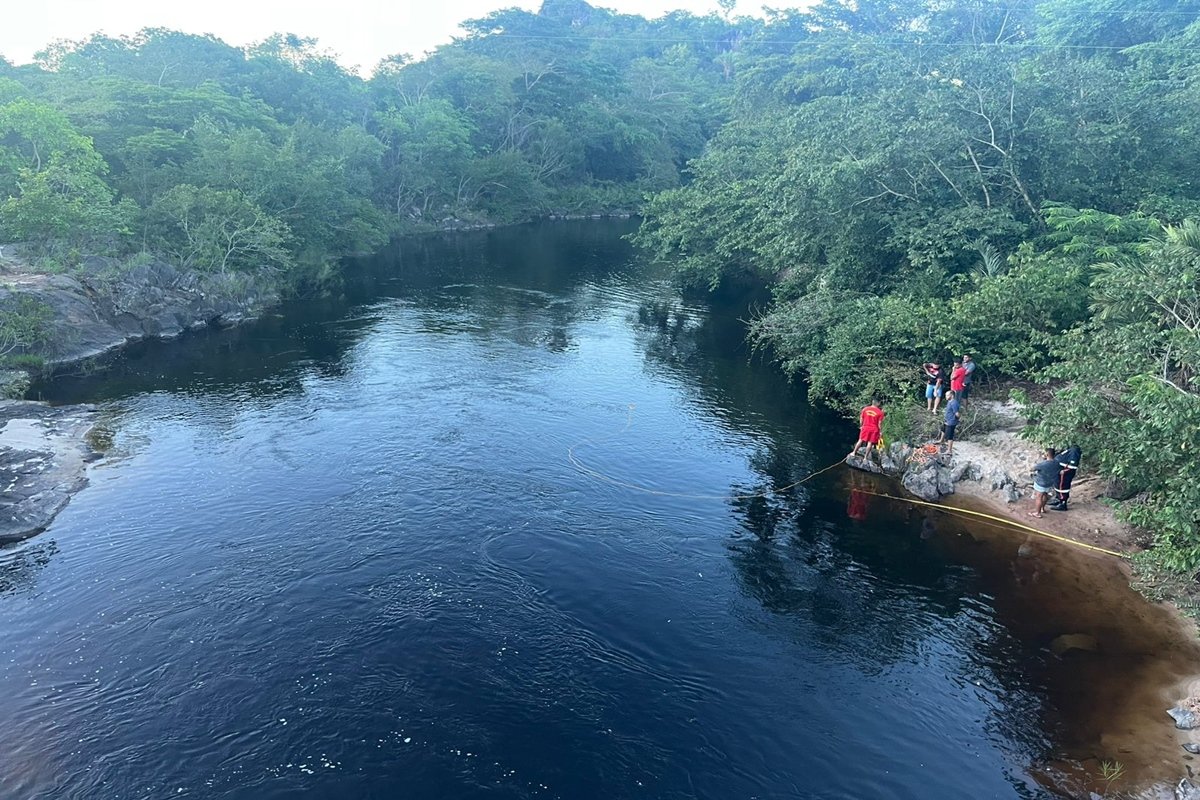 Jovem arrastado por correnteza morre afogado na chapada dos Viadeiros