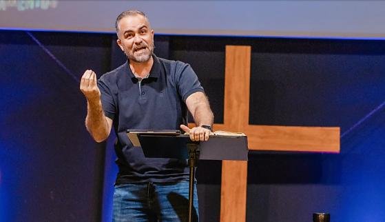 Igreja abre processo seletivo para contratar pastor em Goiás