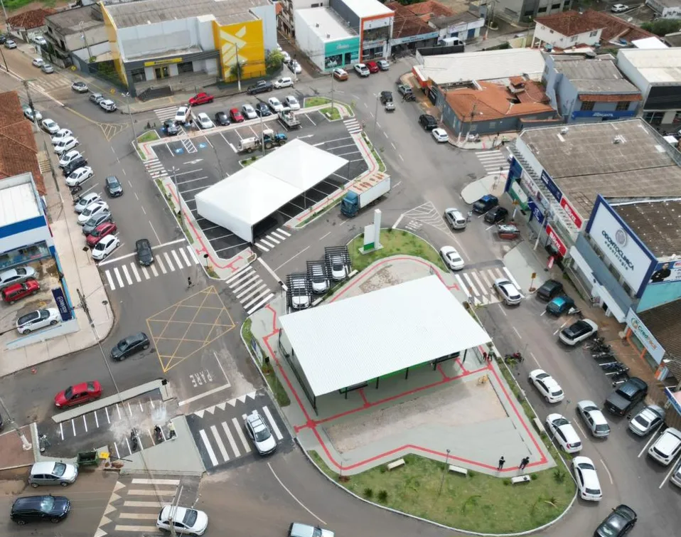 Praça que foi palco de Homicídios e ponto de drogas, ganha outra cara na gestão de Diego Sorgato.