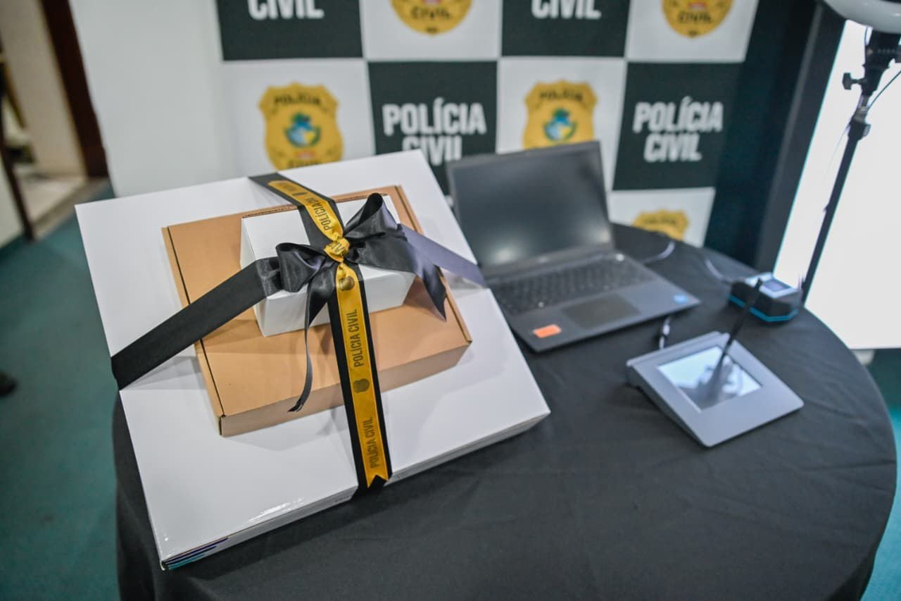 Governo de Goiás entrega novos equipamentos e veículos à Polícia Civil