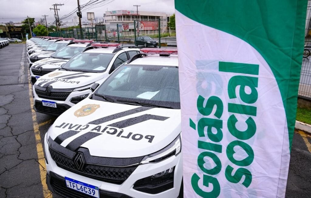 Gracinha Caiado entrega 30 viaturas às delegacias da mulher de Goiás