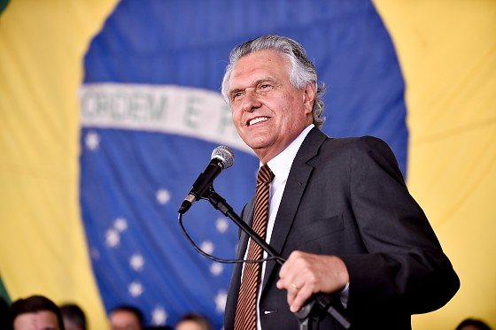 Caiado critica “benefícios” para criminosos e pede rigidez na Segurança Pública