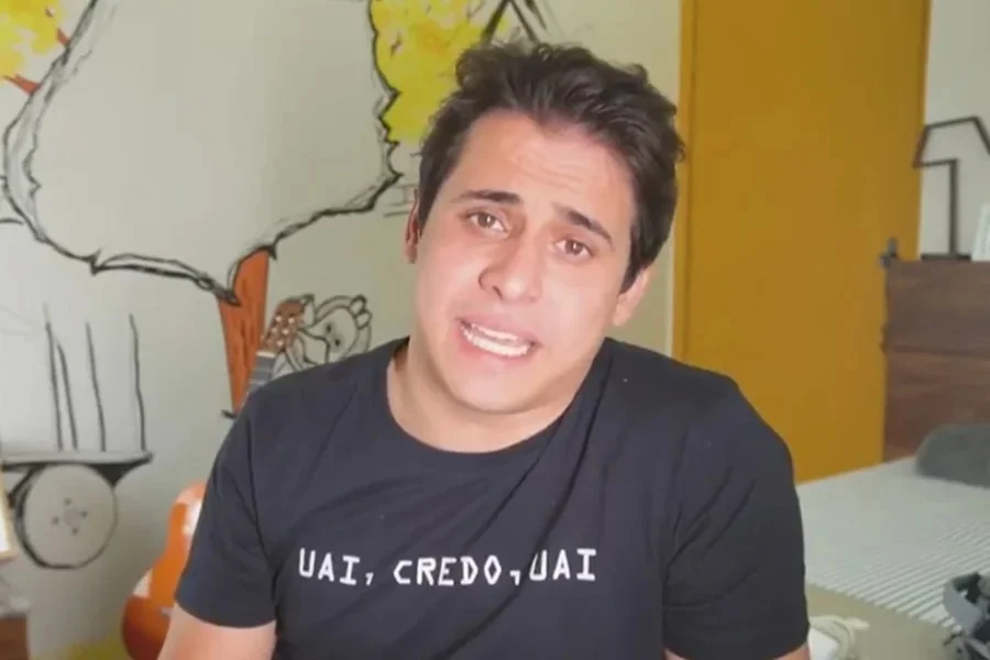 Humorista goiano tem prisão decretada por não pagamento de pensão alimentícia