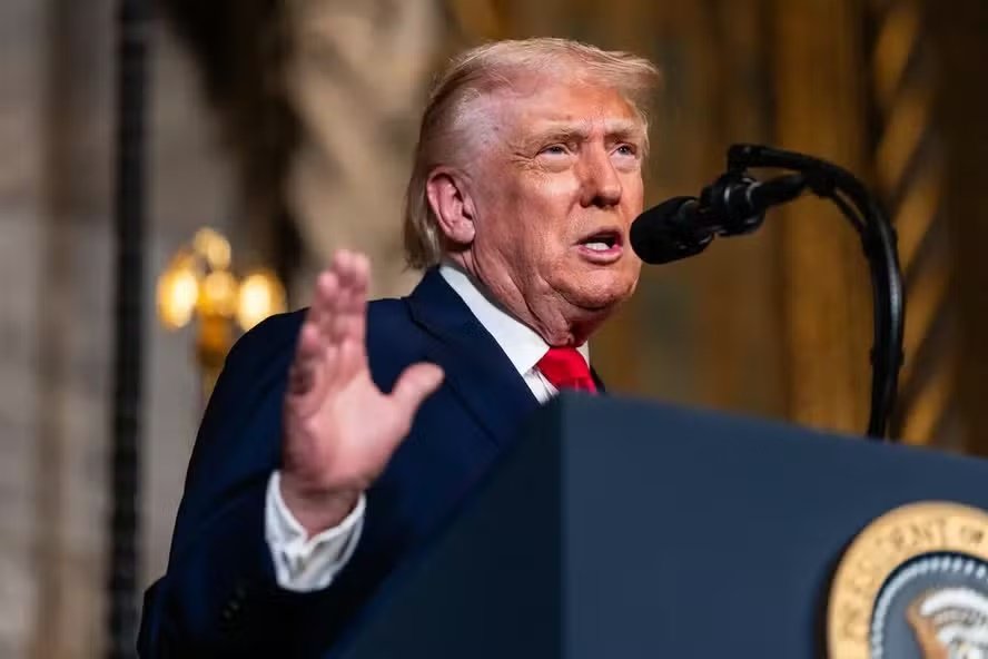 Trump promete liberar arquivos relacionados a supostos OVNIs e extraterrestres