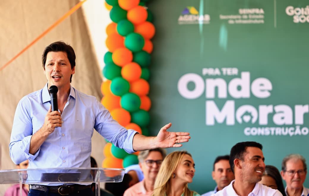 Daniel Vilela entrega 100 casas a custo zero em Cristianópolis