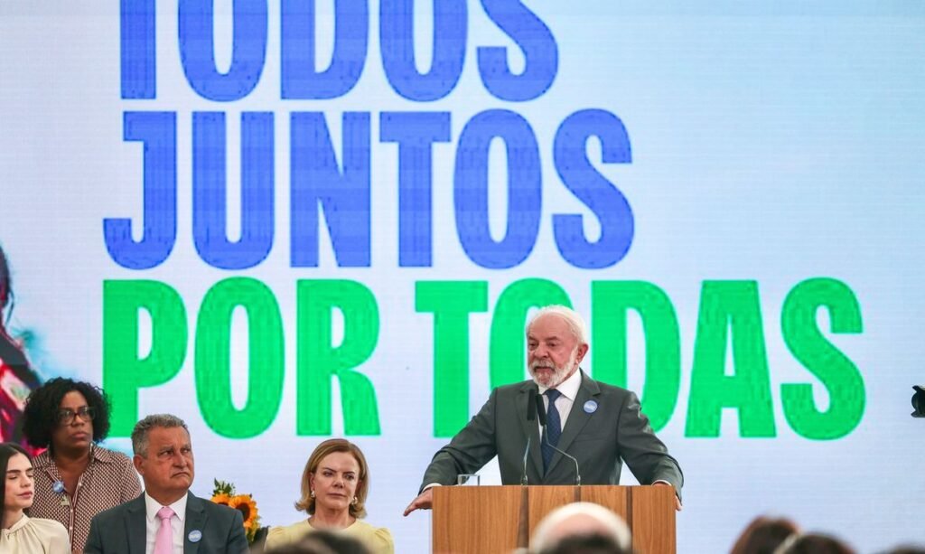Lula assina decreto que institui o Pacto Nacional Contra o Feminicídio