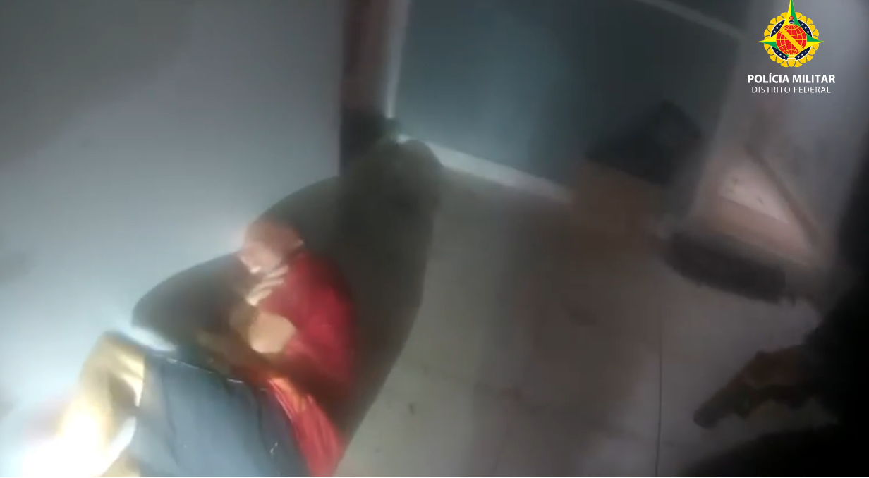 Durante briga de casal, homem coloca fogo em casa no DF