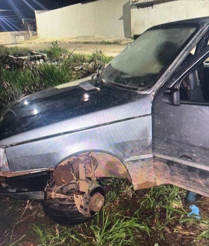 Acusado de roubo é atropelado e arrastado por carro na cidade Osfaya