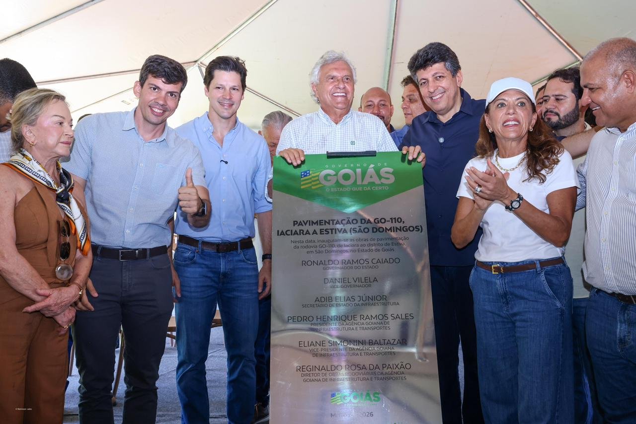 Caiado, Gracinha e Daniel Vilela entregam pavimentação da GO-110 em Iaciara