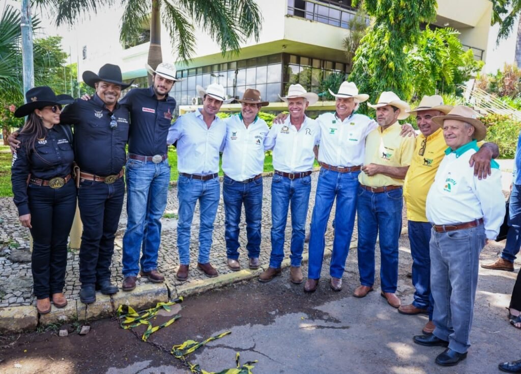 Caiado prestigia 3º Encontro Nacional de Comitivas em Goiânia