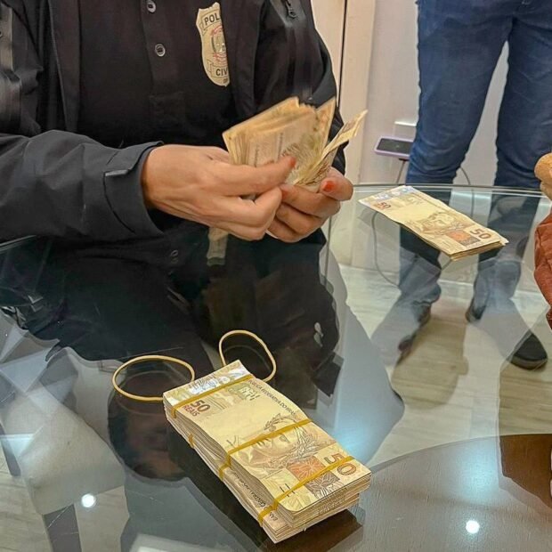 PCDF faz buscas em residência atrás de Criminosos que utilizaram dados de autoridades