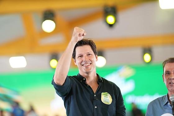 Daniel abre ampla vantagem e deixa Marconi ‘comendo poeira’, aponta Paraná Pesquisas