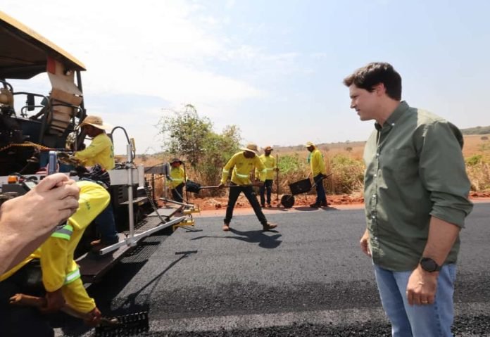 Daniel Vilela abre Tecnoshow Comigo com entrega da duplicação da GO-174, em Rio Verde
