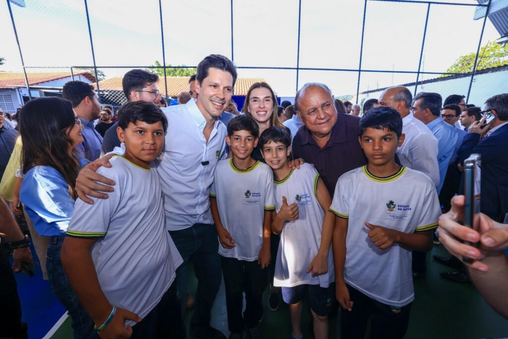 Daniel Vilela entrega reforma e ampliação do colégio Professor Alcide Jubé na cidade de Goiás