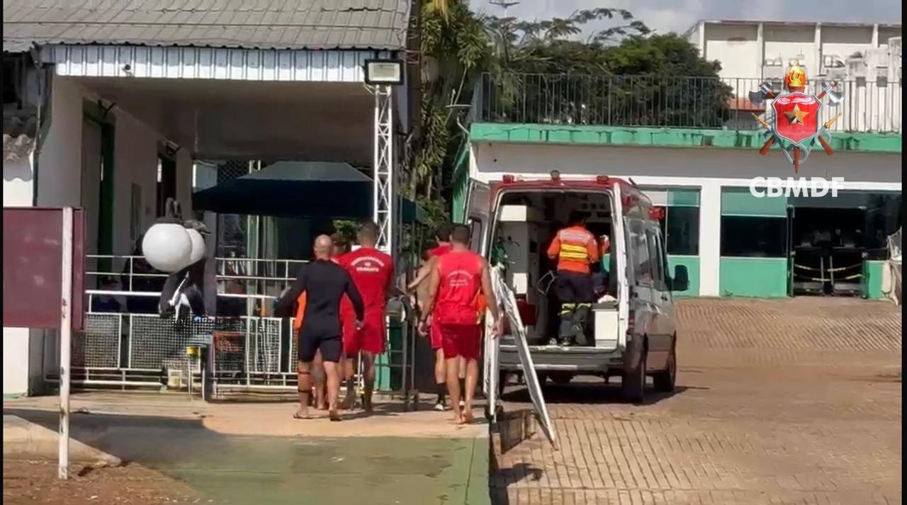 Embarcações batem de frente no Lago paranoá e atleta é socorrido ao hospital