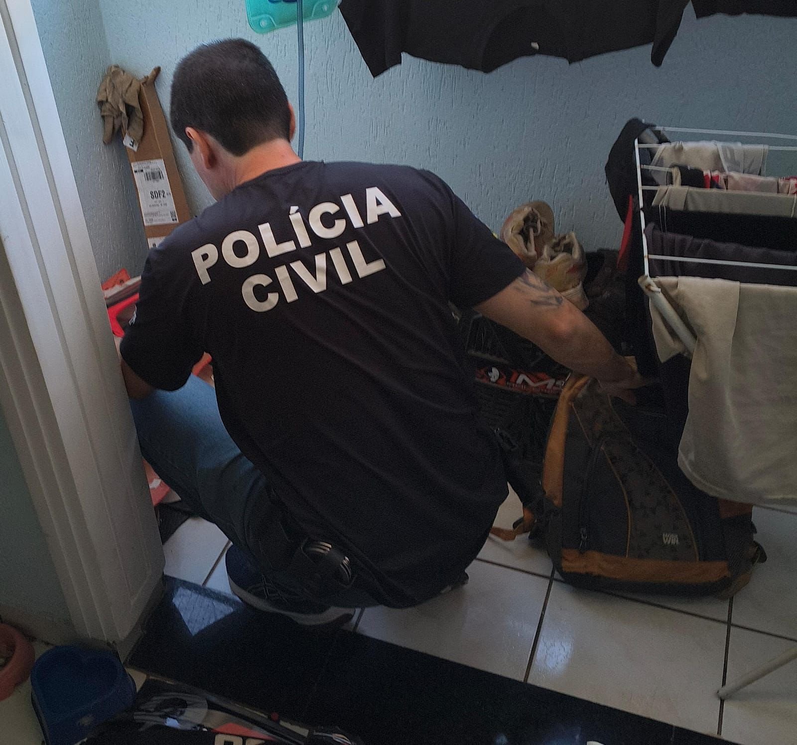 Briga de namorados motivada por ciúmes termina com mandado de Busca e Apreensão em Valparaíso