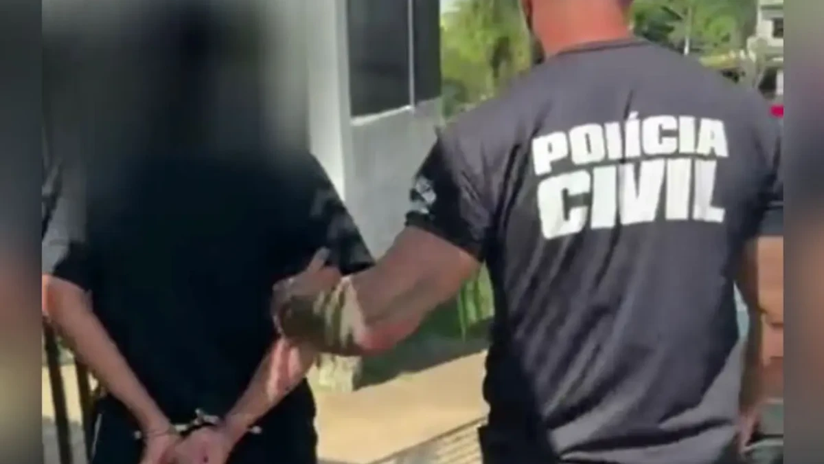 Mulher é presa após abandonar filhotes de cachorro na calçada em Bela Vista de Goiás