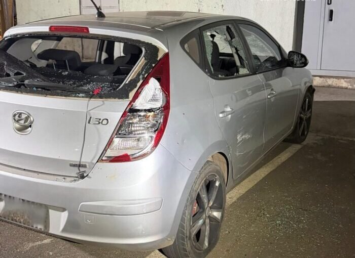 Mulher armada com faca e martelo é contida em estacionamento de hospital em Taguatinga