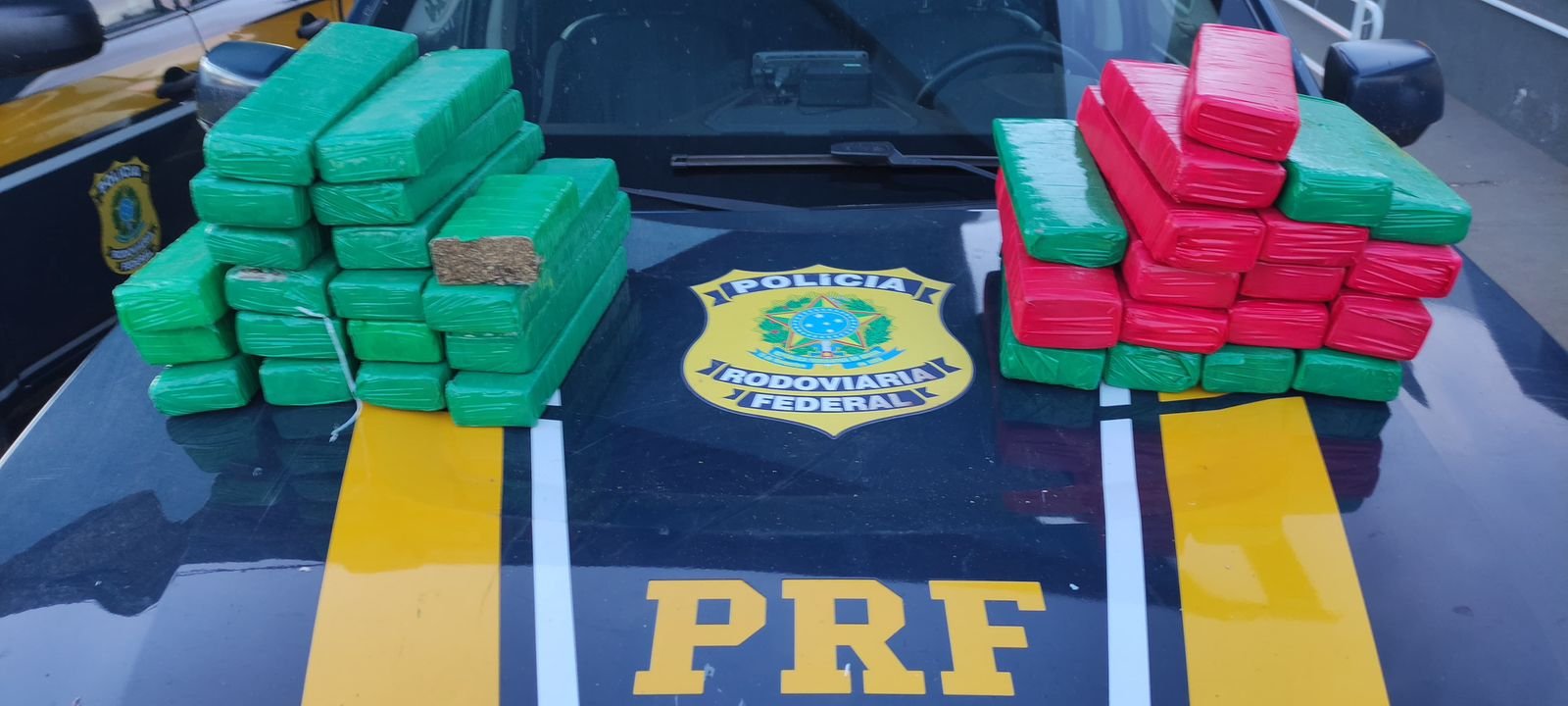 Traficantes de Brasília são presos em catalão transportando 40 kls de Maconha que seriam entregues no DF