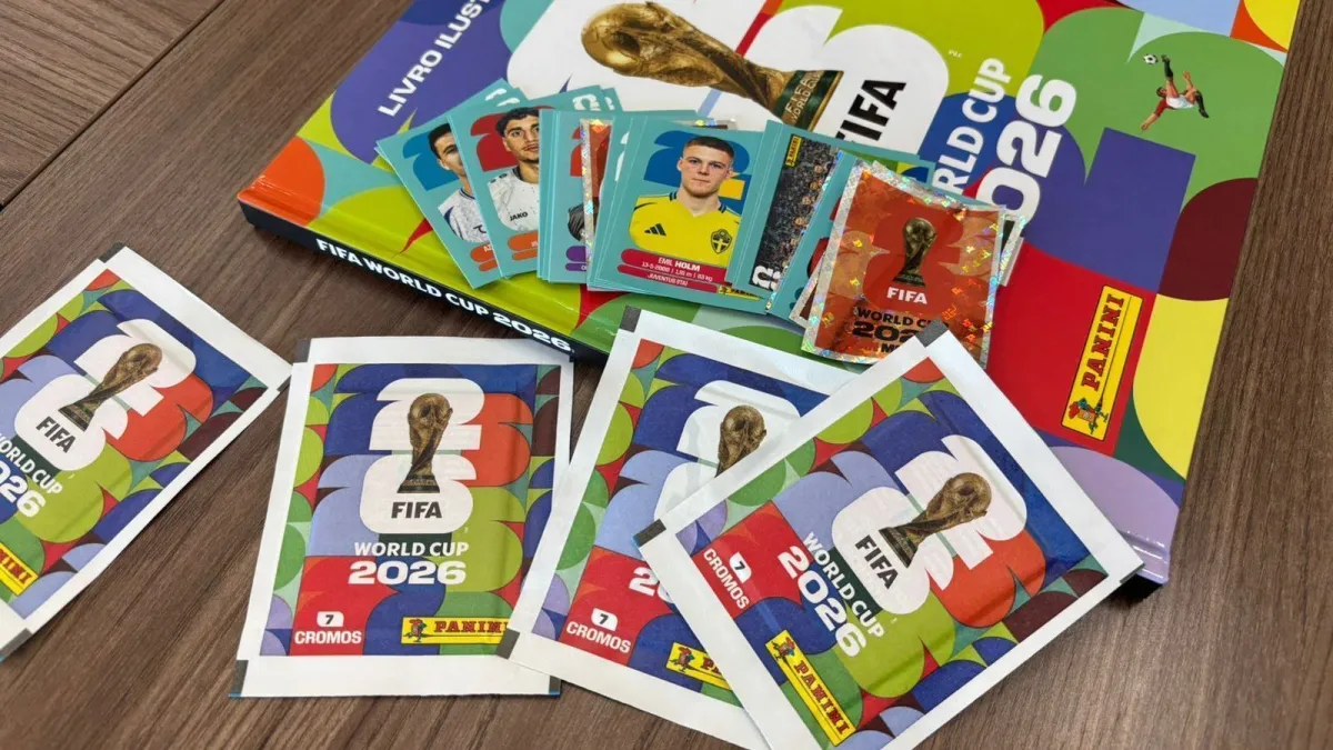 Operação mira grupo suspeito de aplicar golpes com venda falsa de figurinhas da Copa