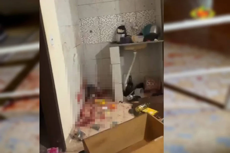 Acusado de esfaquear namorada no pescoço após tranca-la em casa, pode pegar de 20 á 40 anos
